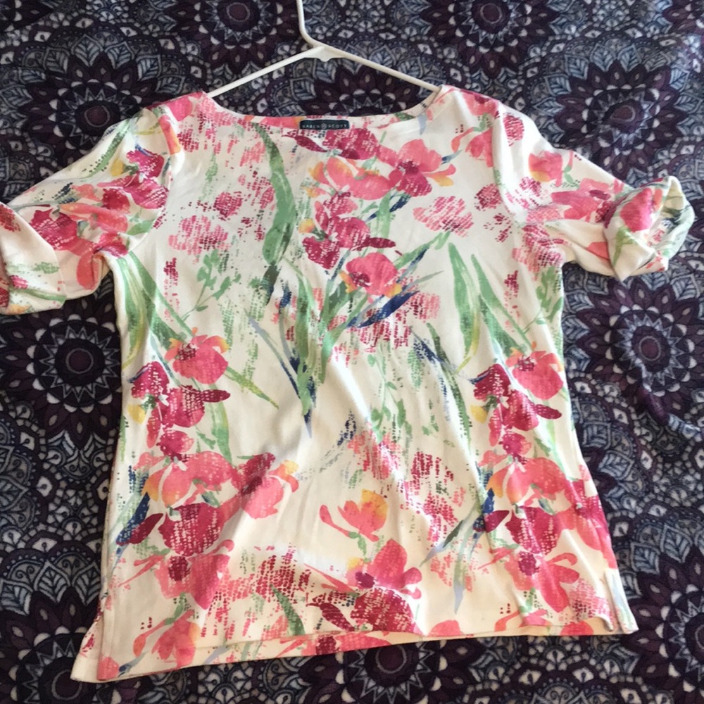 two short sleeves